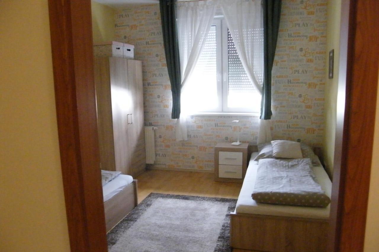 Hajdúszoboszló Happy Apartman מראה חיצוני תמונה