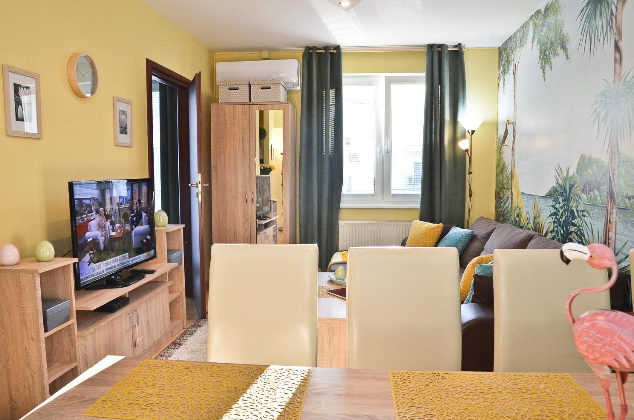 Hajdúszoboszló Happy Apartman מראה חיצוני תמונה